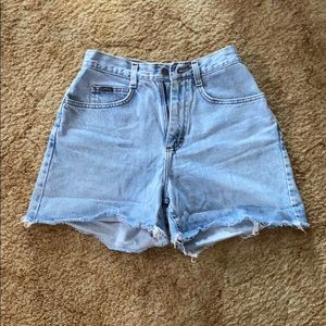Light wash vintage riders shorts